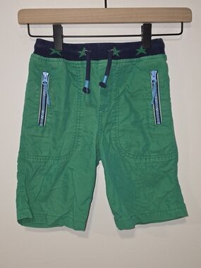 Mini Boden Green Cotton Shorts with Navy Star Waistband and Blue Zip Accent SZ 7
